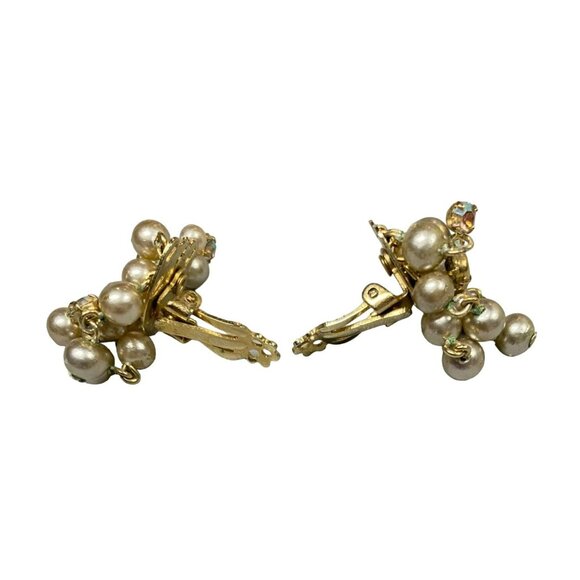 Vintage Gold-tone Metal & Faux Baroque Pearl Cluster Dangle Clip-on Earrings - Picture 4 of 4